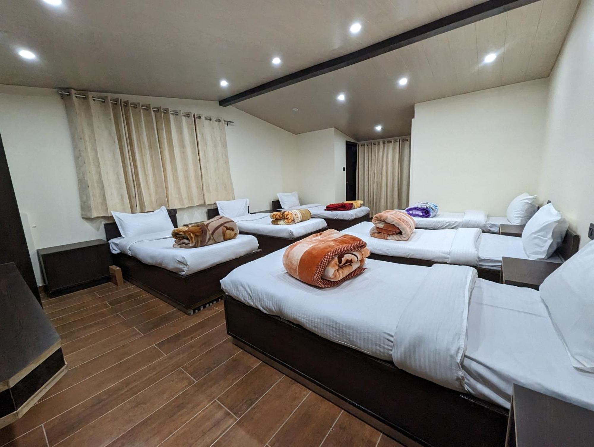 Himalayan Hideaway Bed & Breakfast ชิมลา ภายนอก รูปภาพ