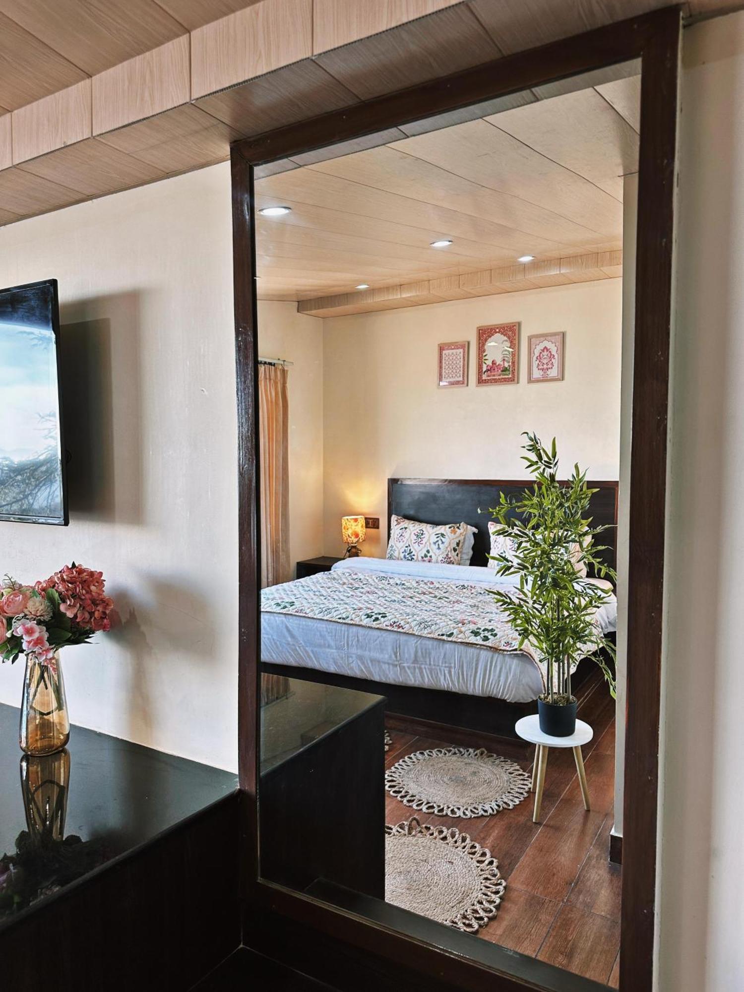 Himalayan Hideaway Bed & Breakfast ชิมลา ภายนอก รูปภาพ